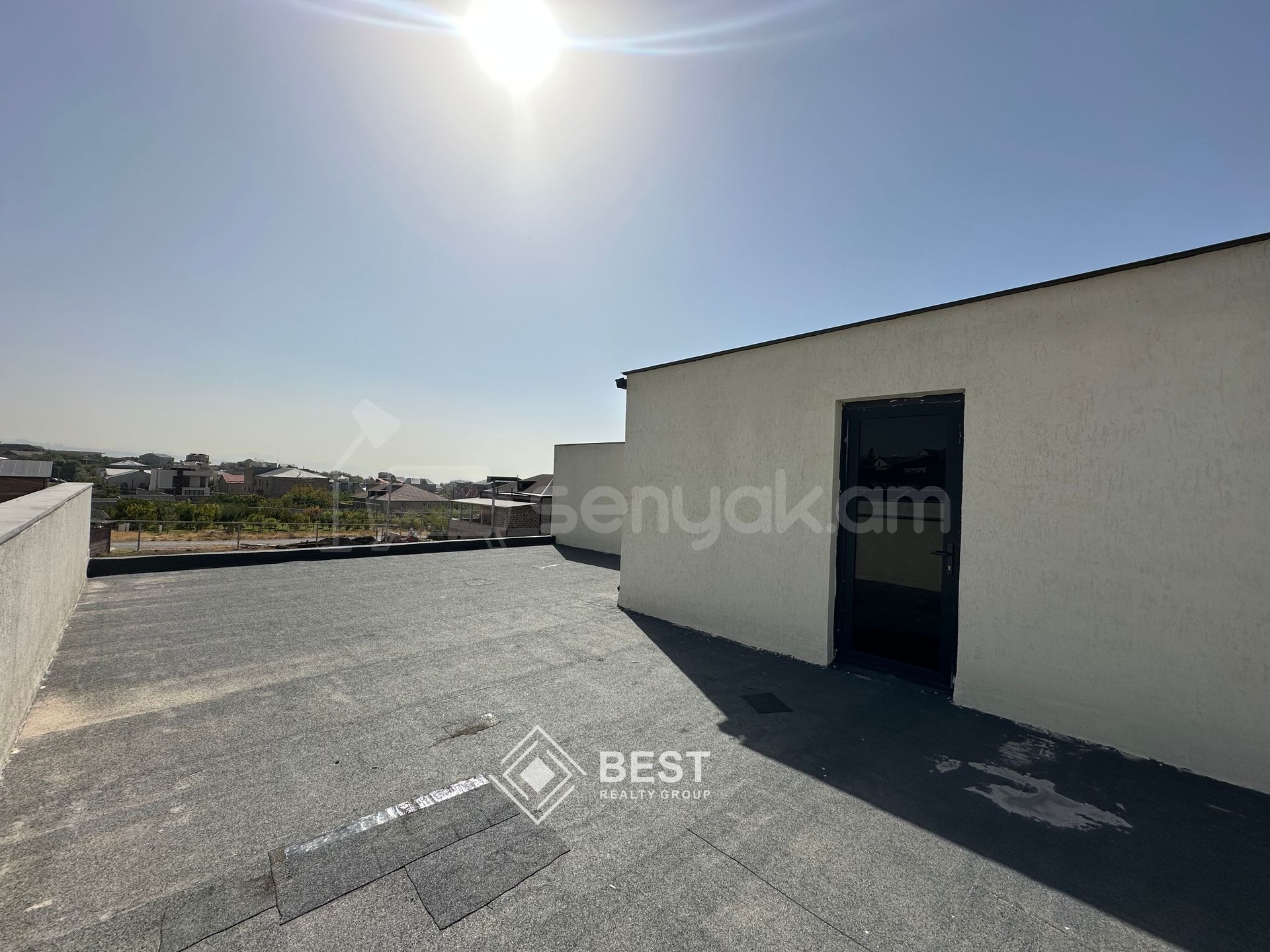 5 Սենյականոց Առանձնատուն, 220քմ