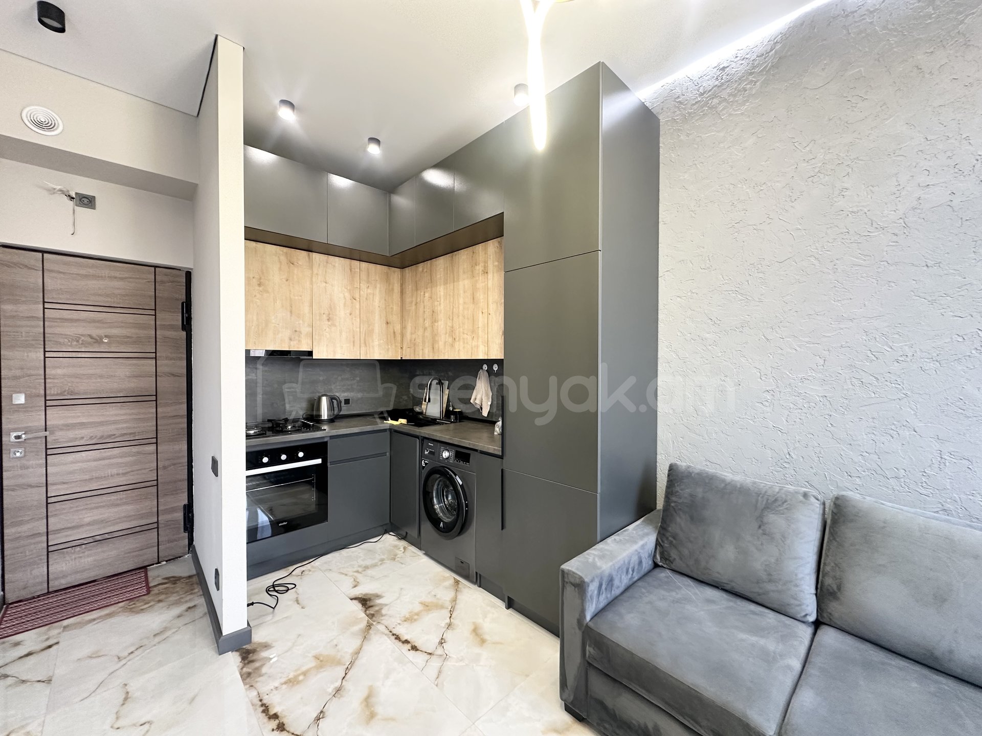 2 Սենյականոց Բնակարան, 31քմ, 3/4 հարկ, Դիզայներական Վերանորոգված