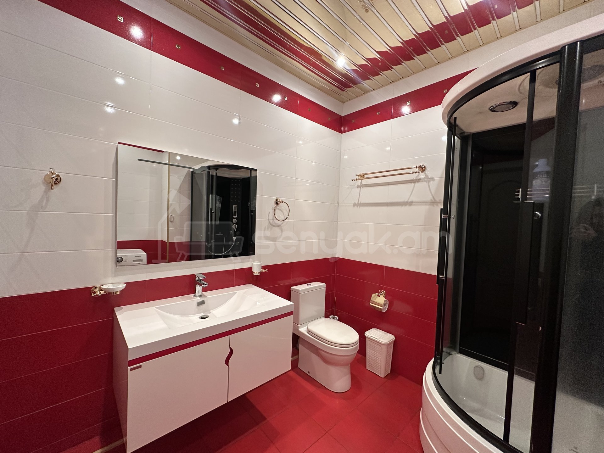 4 Սենյականոց Բնակարան Նորակառույցում, 201քմ, 6/15 հարկ, Դիզայներական Վերանորոգված, Կահավորված