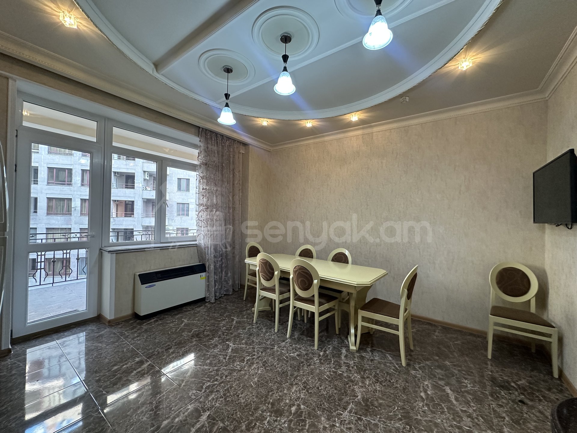 4 Սենյականոց Բնակարան Նորակառույցում, 201քմ, 6/15 հարկ, Դիզայներական Վերանորոգված, Կահավորված