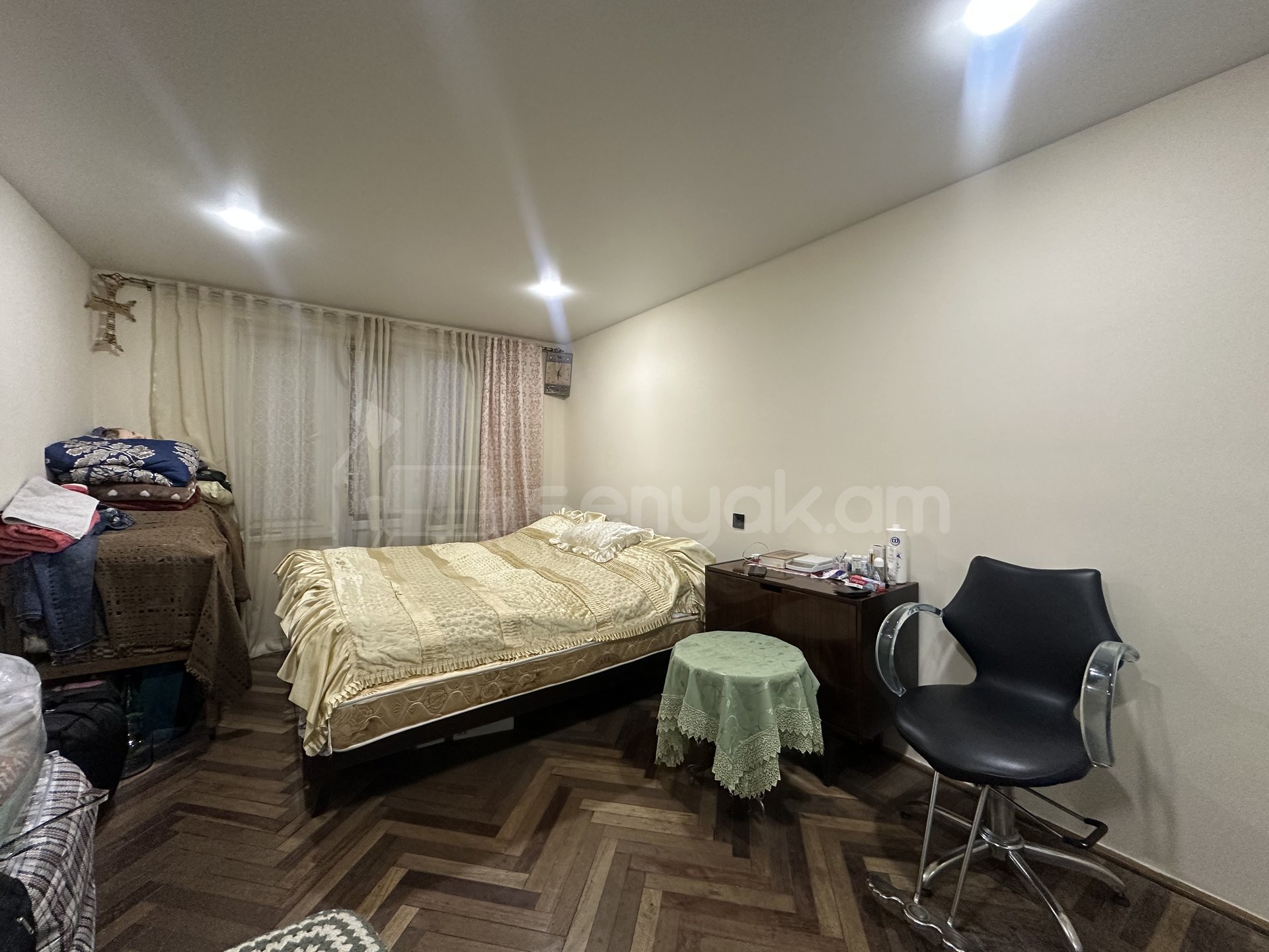 3 Սենյականոց Բնակարան, 73քմ, 2/4 հարկ, Կոսմետիկ Վերանորոգված