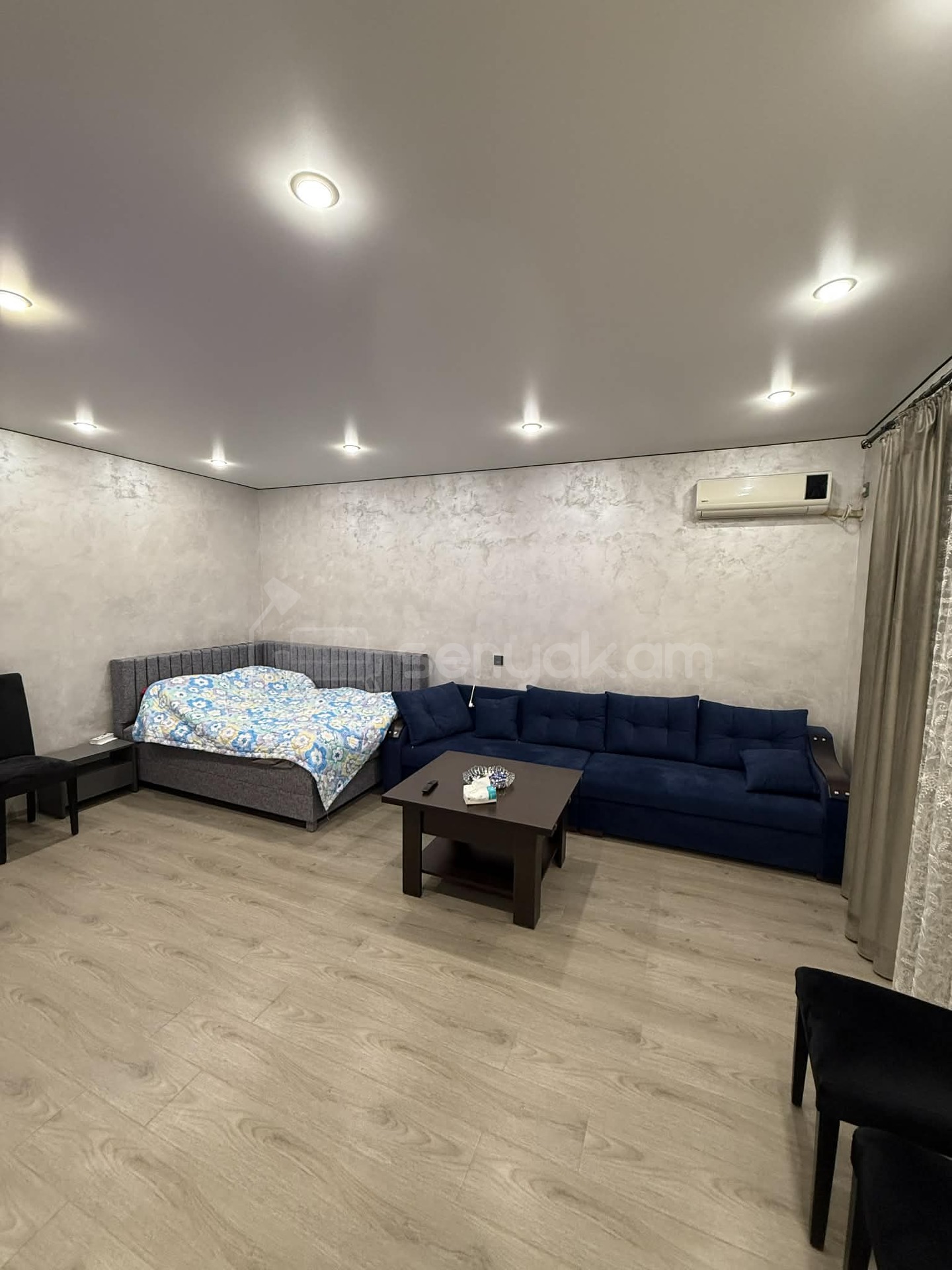 1 Սենյականոց Բնակարան, 45քմ, 2/5 հարկ, Դիզայներական Վերանորոգված