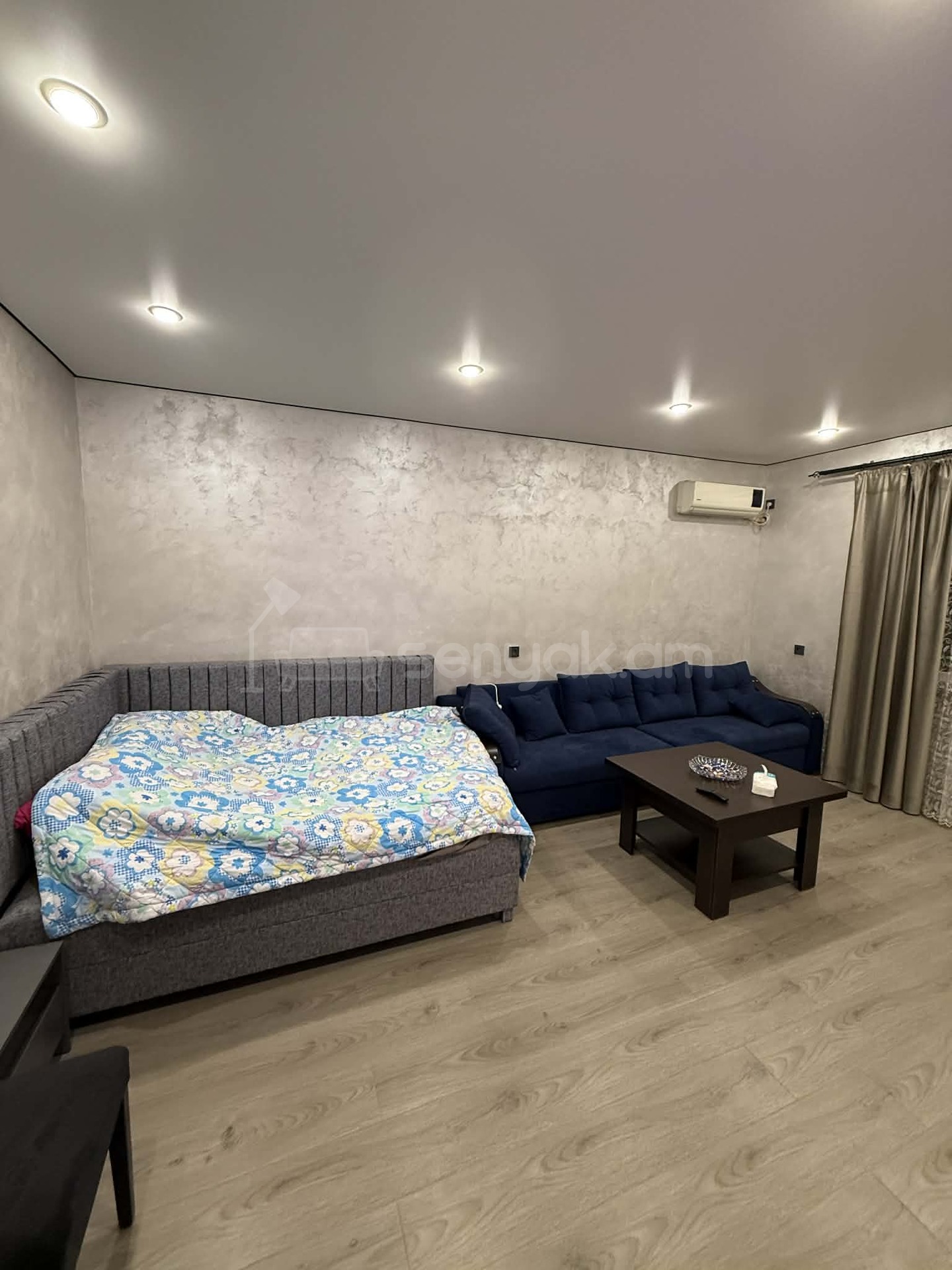 1 Սենյականոց Բնակարան, 45քմ, 2/5 հարկ, Դիզայներական Վերանորոգված