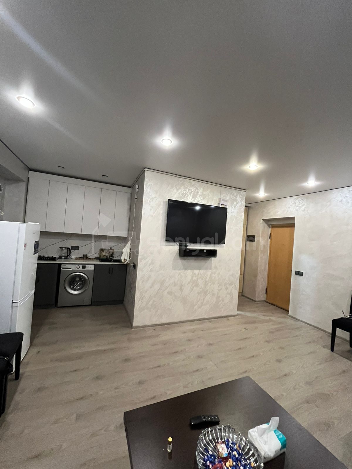 1 Սենյականոց Բնակարան, 45քմ, 2/5 հարկ, Դիզայներական Վերանորոգված