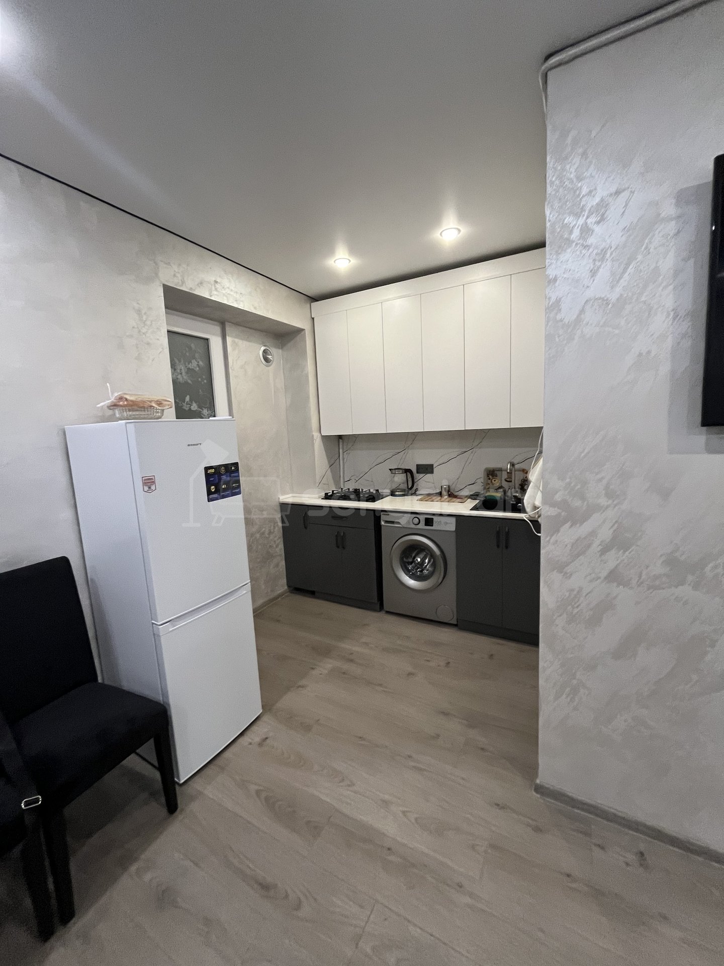 1 Սենյականոց Բնակարան, 45քմ, 2/5 հարկ, Դիզայներական Վերանորոգված