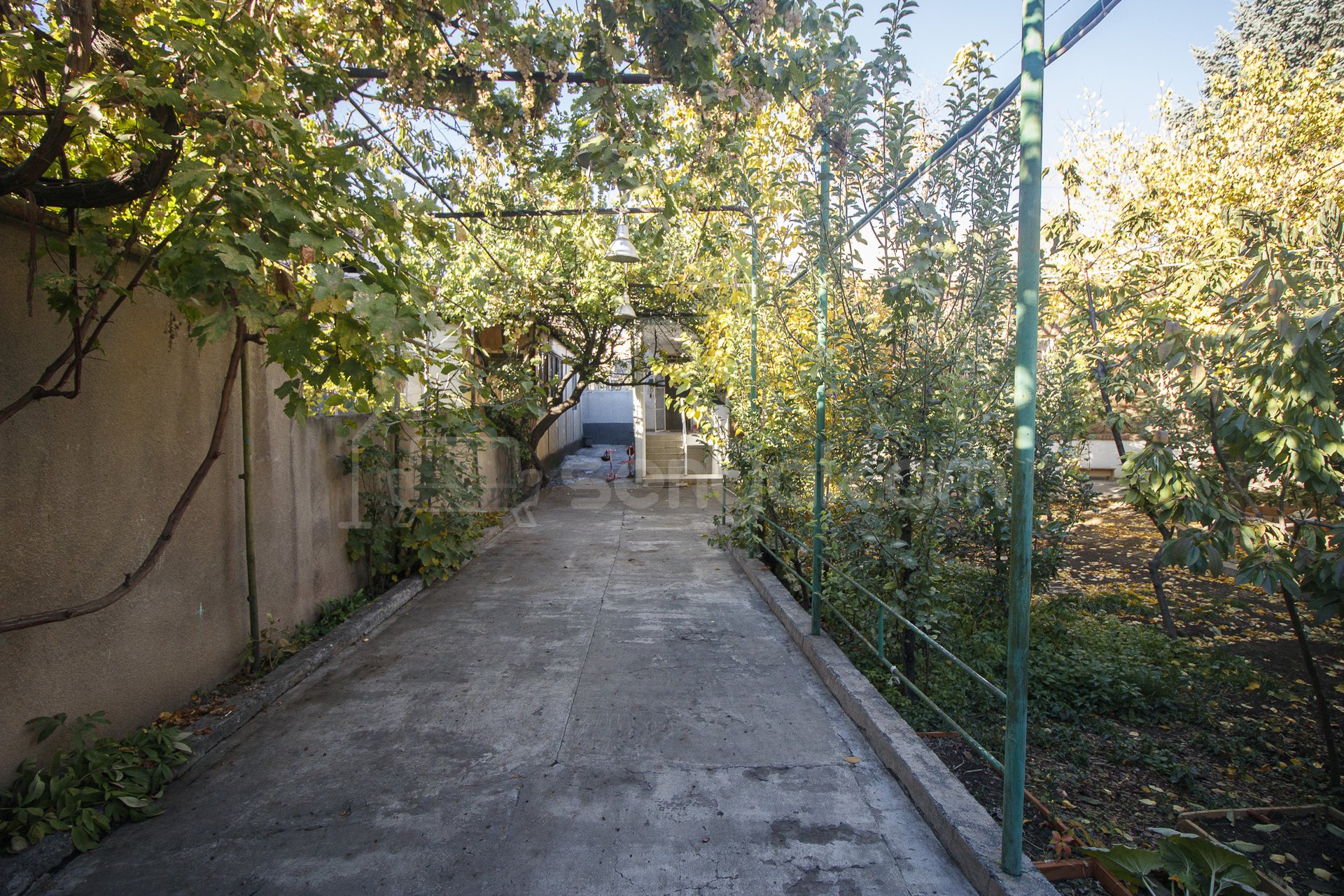 Օֆիսային Տարածք, 225քմ, Կապիտալ Վերանորոգված