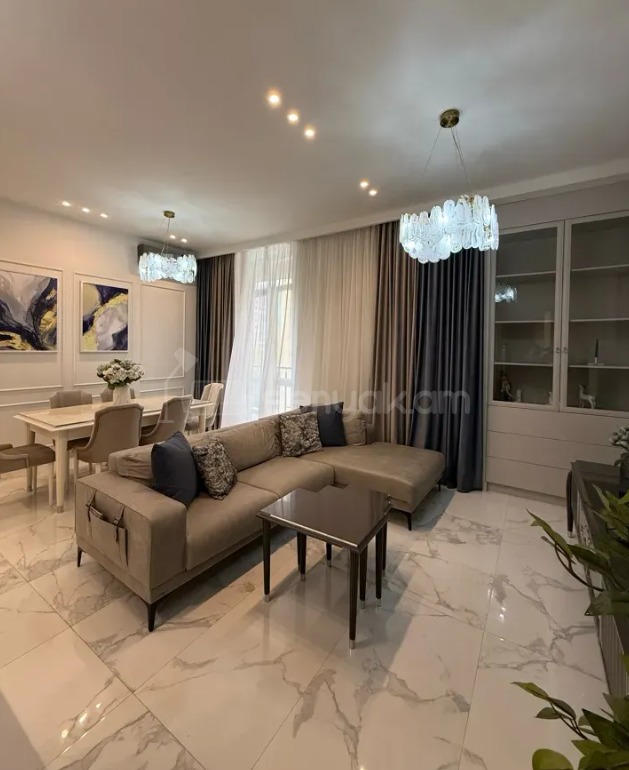 4 Սենյականոց Բնակարան Նորակառույցում, 130քմ, 4/15 հարկ, Դիզայներական Վերանորոգված, Կահավորված, Արևկող