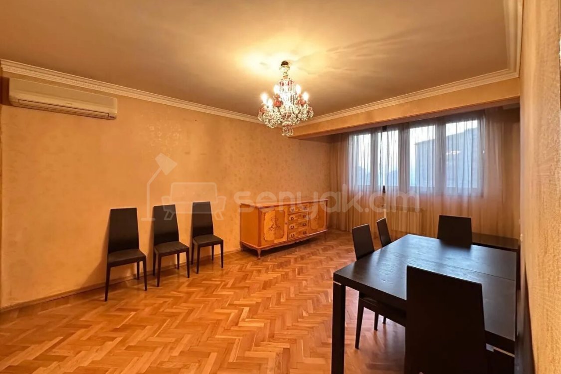 2 Սենյականոց Բնակարան Քարե Շենքում, 68քմ, 5/5 հարկ, Նորմալ Վիճակում, Կահավորված