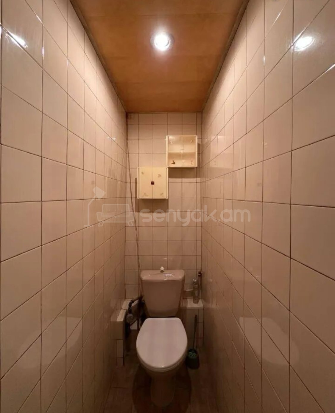 2 Սենյականոց Բնակարան Քարե Շենքում, 68քմ, 5/5 հարկ, Նորմալ Վիճակում, Կահավորված