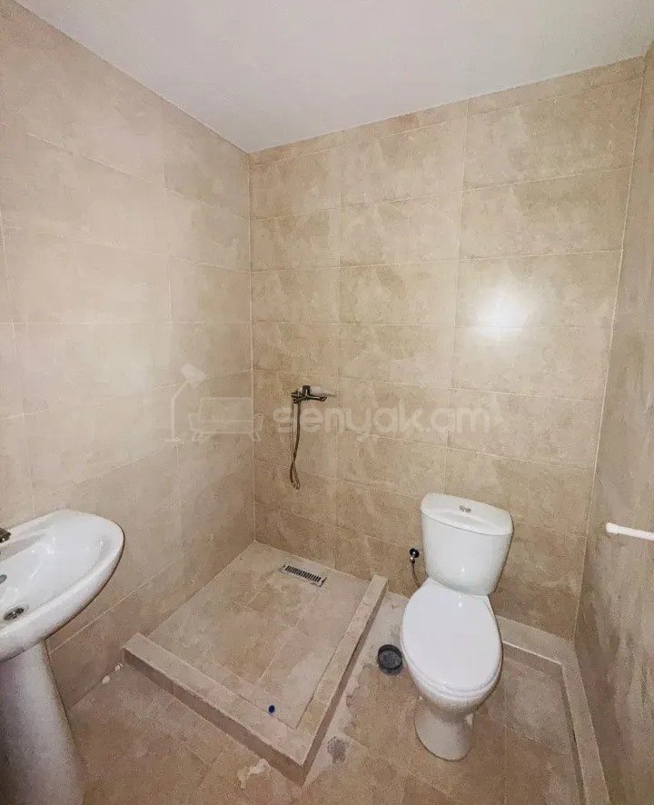 2 Սենյականոց Բնակարան Նորակառույցում, 47քմ, 2/8 հարկ, Կապիտալ Վերանորոգված