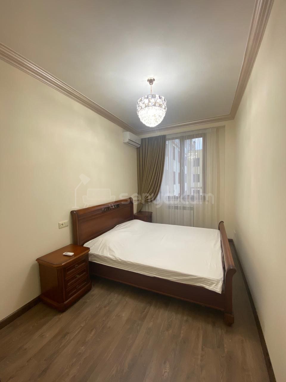 3 Սենյականոց Բնակարան Նորակառույցում, 80քմ, 7/12 հարկ, Դիզայներական Վերանորոգված