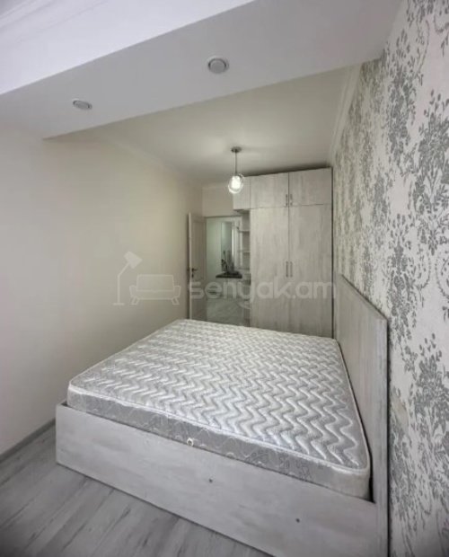 2 Սենյականոց Բնակարան Քարե Շենքում, 40քմ, 5/5 հարկ, Կապիտալ Վերանորոգված, Կահավորված, Արևկող