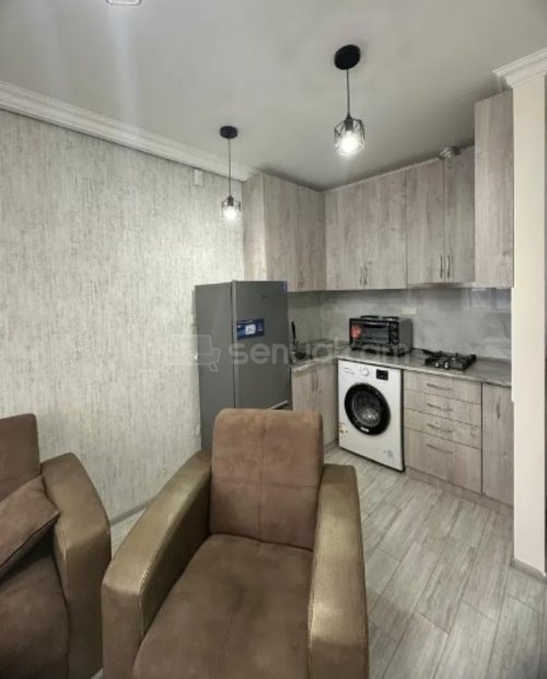 2 Սենյականոց Բնակարան Քարե Շենքում, 40քմ, 5/5 հարկ, Կապիտալ Վերանորոգված, Կահավորված, Արևկող