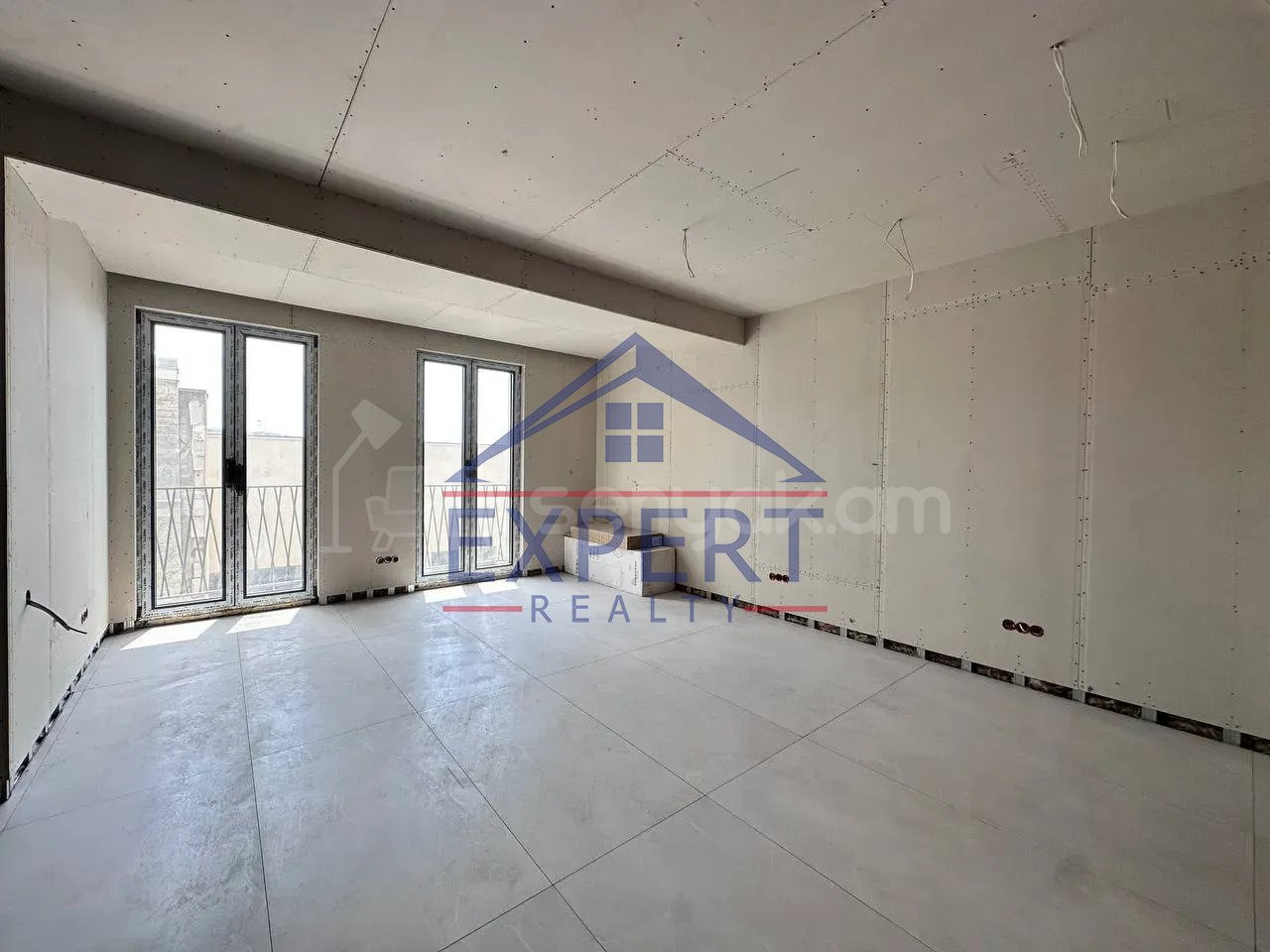 Նորակառույց Օֆիսային Տարածք, 152քմ