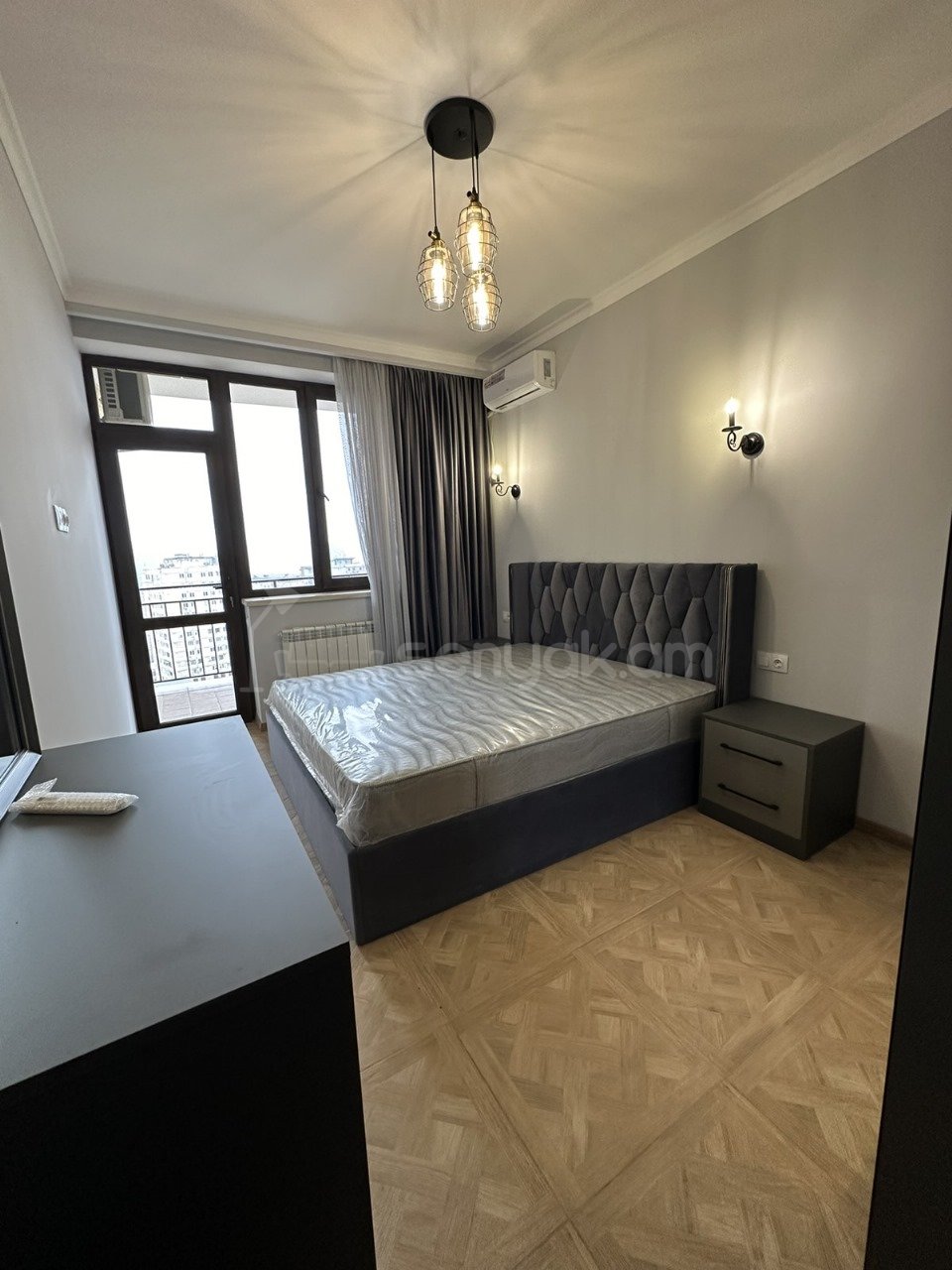 2 Սենյականոց Բնակարան, 65քմ, 13/15 հարկ, Կապիտալ Վերանորոգված, Կահավորված, Արևկող