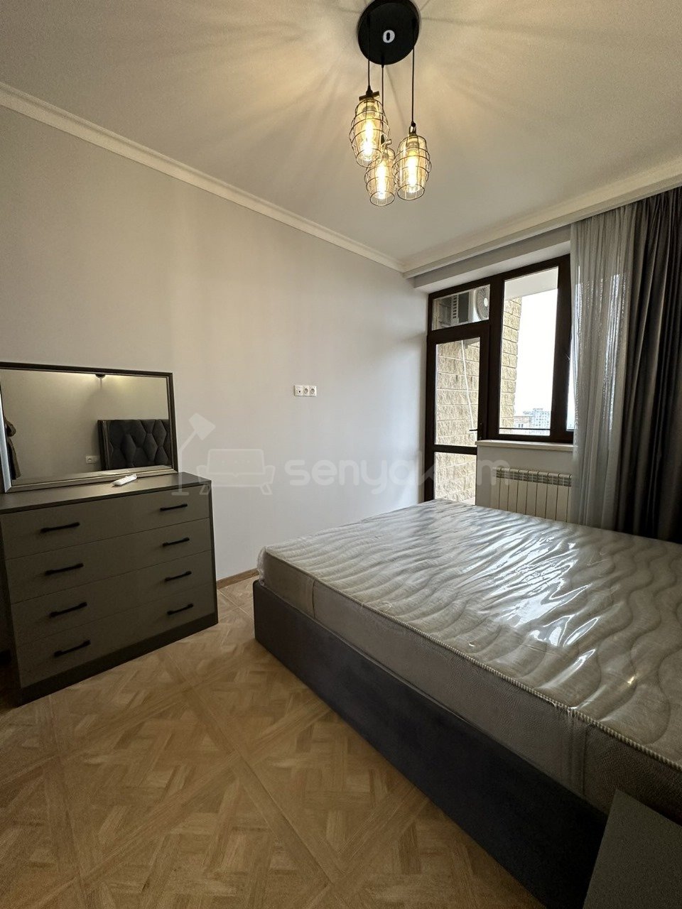 2 Սենյականոց Բնակարան, 65քմ, 13/15 հարկ, Կապիտալ Վերանորոգված, Կահավորված, Արևկող