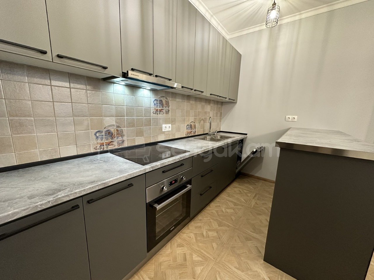 2 Սենյականոց Բնակարան, 65քմ, 13/15 հարկ, Կապիտալ Վերանորոգված, Կահավորված, Արևկող