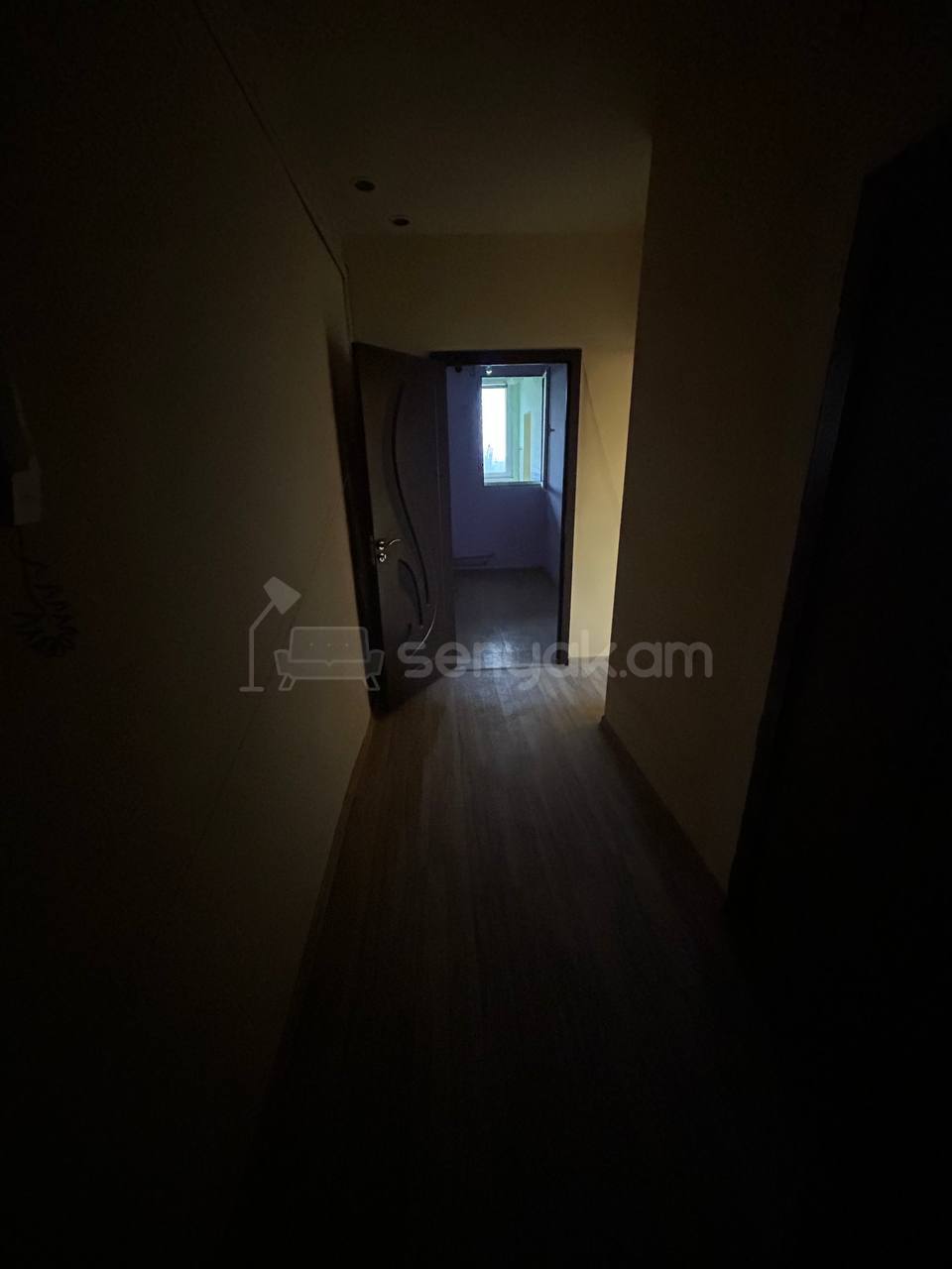 2 Սենյականոց Բնակարան Քարե Շենքում, 50քմ, 5/5 հարկ, Կապիտալ Վերանորոգված, Արևկող