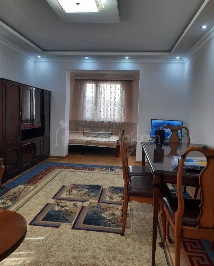 3 Սենյականոց Բնակարան, 70քմ, 3/9 հարկ, Նորմալ Վիճակում, Կահավորված