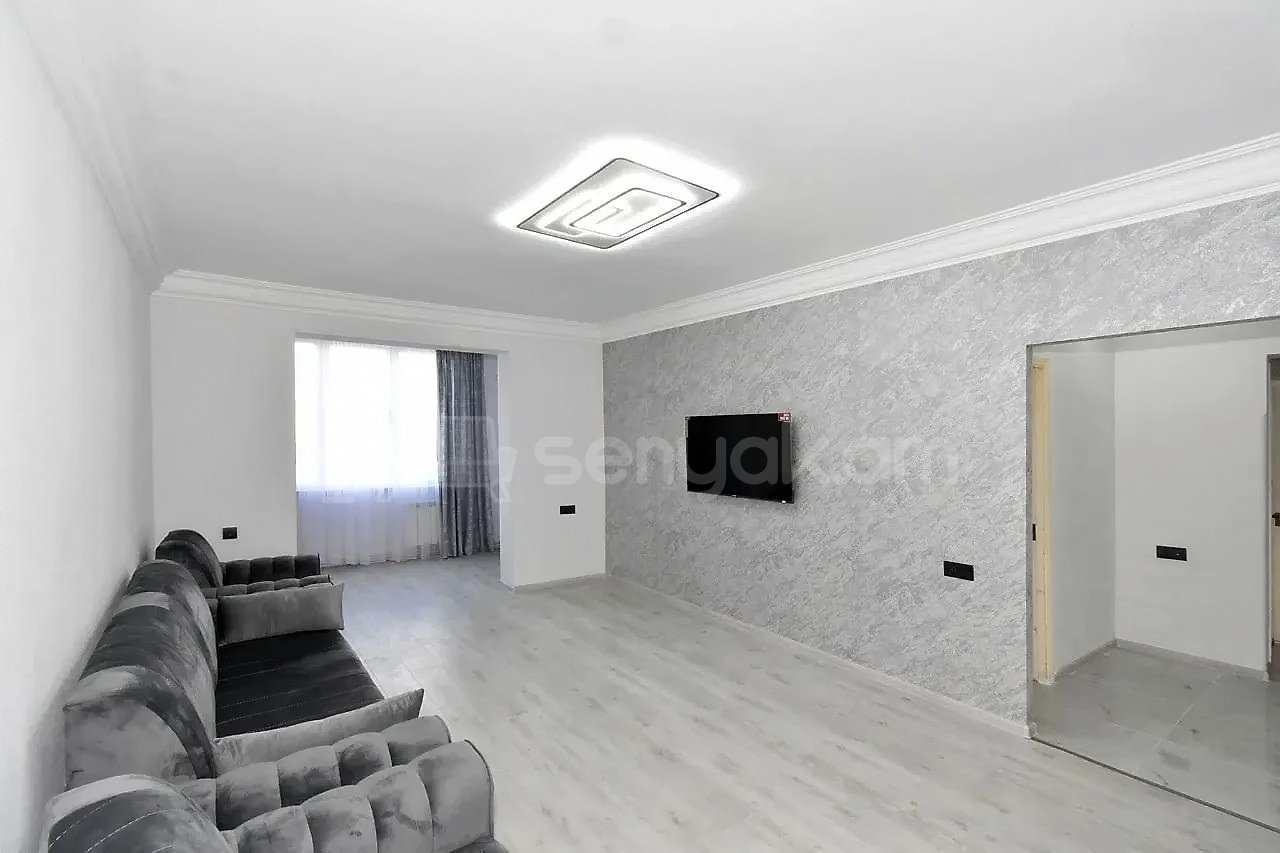 3 Սենյականոց Բնակարան, 80քմ, 5/9 հարկ, Կապիտալ Վերանորոգված