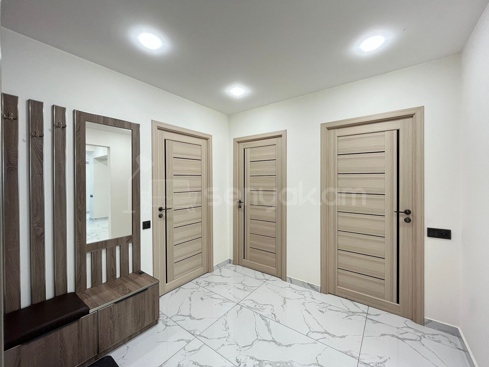 3 Սենյականոց Բնակարան, 92քմ, 9/9 հարկ, Կապիտալ Վերանորոգված, Կահավորված, Արևկող