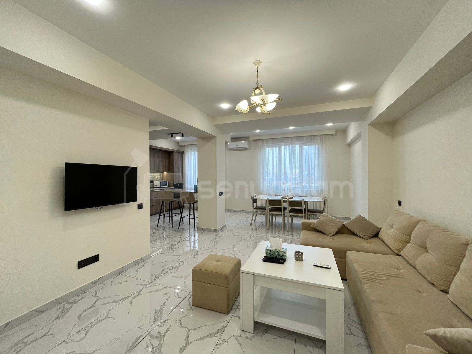 3 Սենյականոց Բնակարան, 92քմ, 9/9 հարկ, Կապիտալ Վերանորոգված, Կահավորված, Արևկող