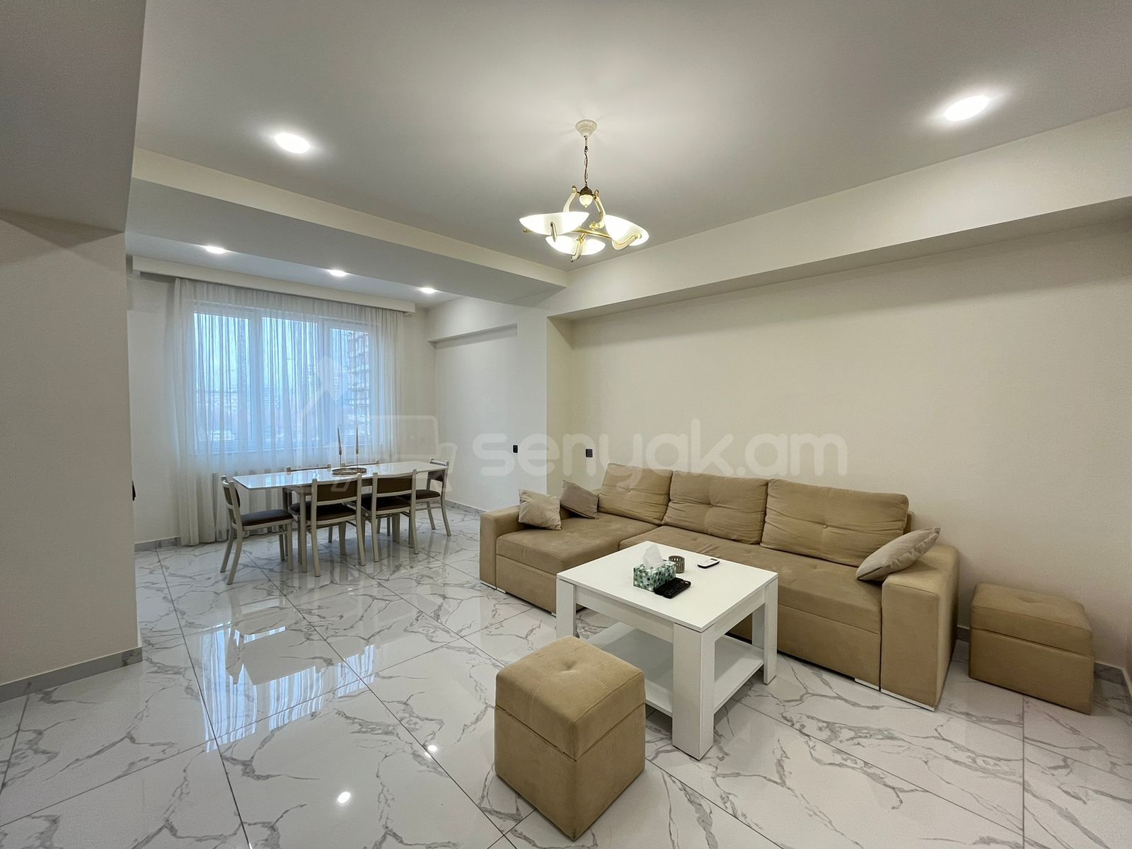 3 Սենյականոց Բնակարան, 92քմ, 9/9 հարկ, Կապիտալ Վերանորոգված, Կահավորված, Արևկող