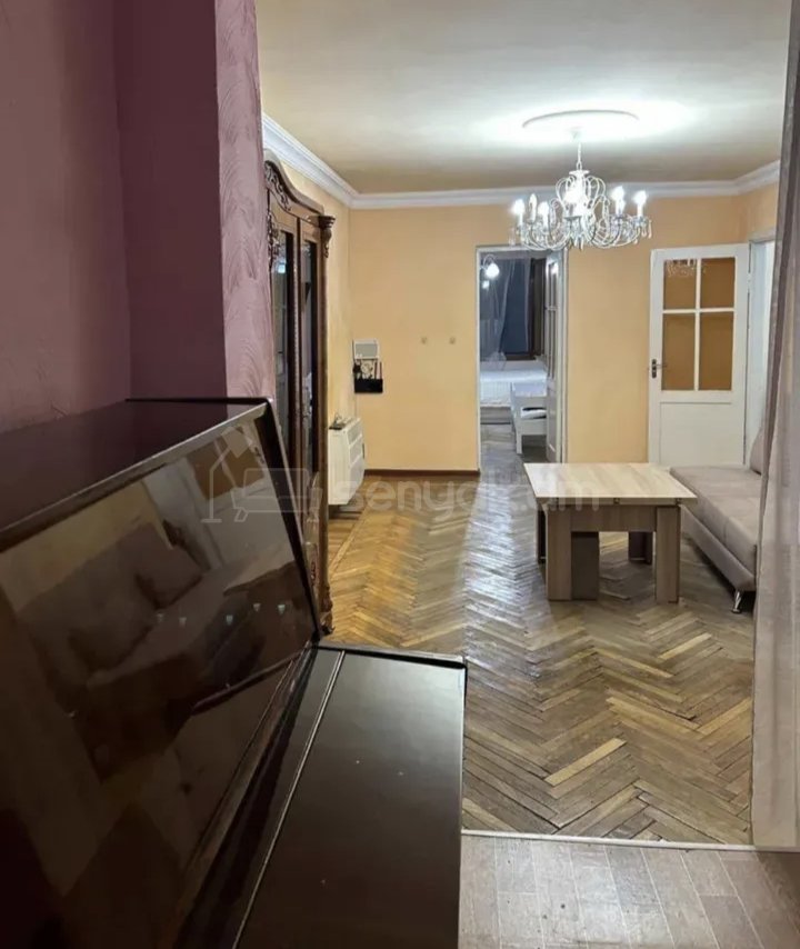 3 Սենյականոց Բնակարան Քարե Շենքում, 58քմ, 3/5 հարկ, Կապիտալ Վերանորոգված, Կահավորված, Արևկող