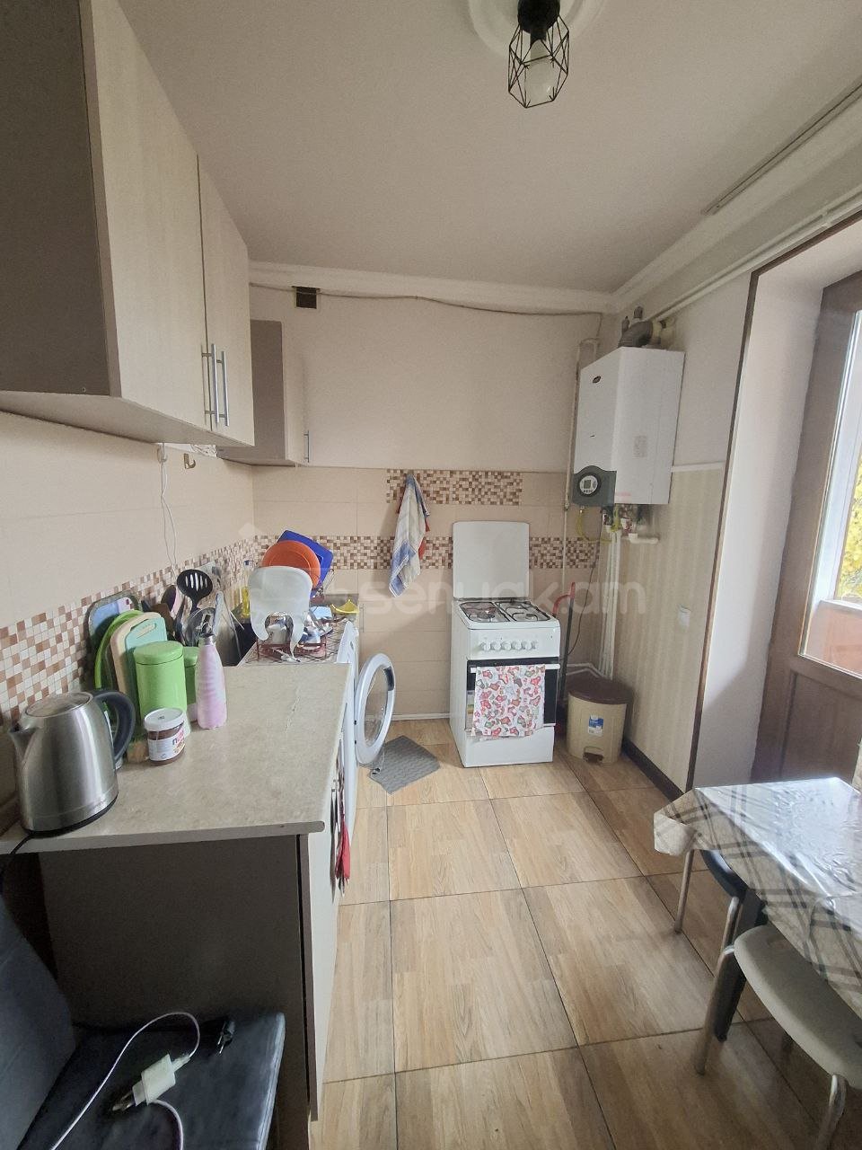 2 Սենյականոց Բնակարան Քարե Շենքում, 60քմ, 5/5 հարկ, Կապիտալ Վերանորոգված, Կահավորված