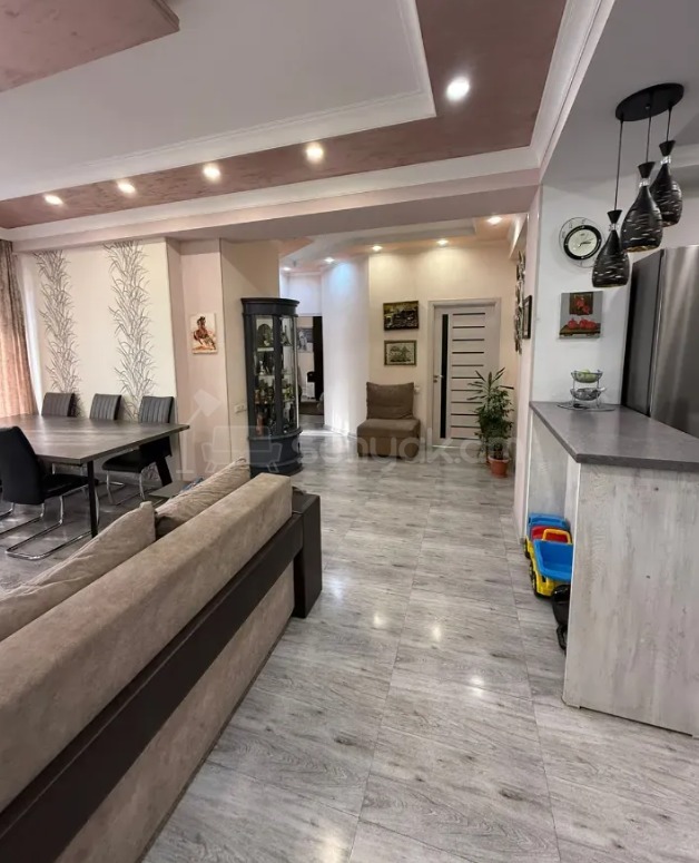 4 Սենյականոց Բնակարան Նորակառույցում, 123քմ, 8/12 հարկ, Դիզայներական Վերանորոգված