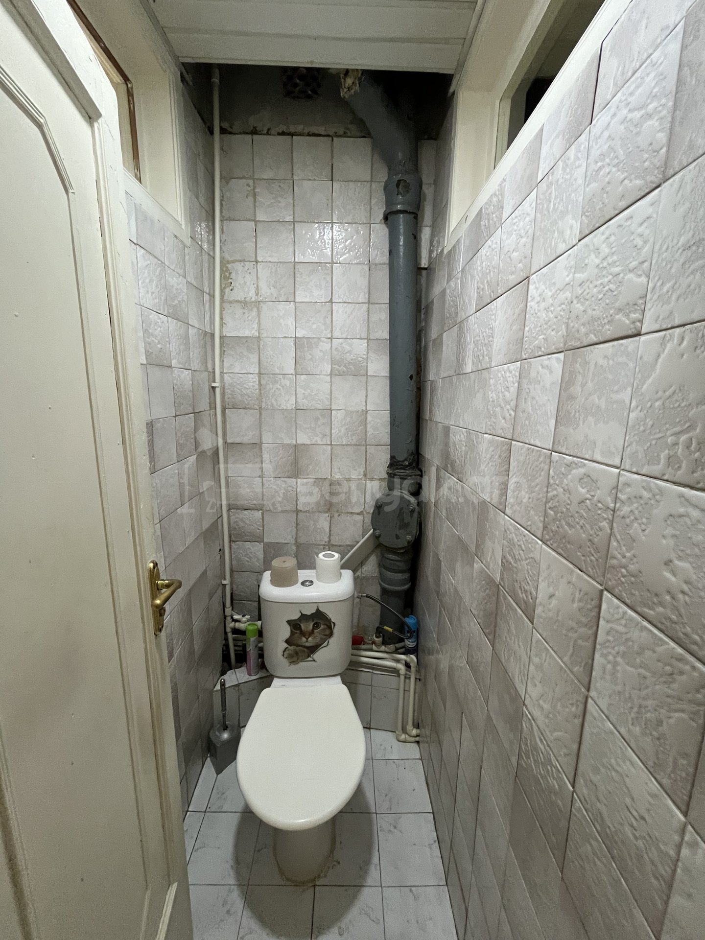 3 Սենյականոց Բնակարան Քարե Շենքում, 68քմ, 4/5 հարկ, Նորմալ Վիճակում