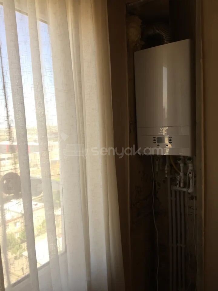 3 Սենյականոց Բնակարան, 64քմ, 11/14 հարկ, Նորմալ Վիճակում