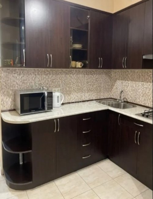 2 Սենյականոց Բնակարան Քարե Շենքում, 55քմ, 3/5 հարկ, Կապիտալ Վերանորոգված, Կահավորված, Արևկող