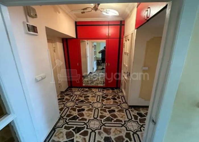 1 Սենյականոց Բնակարան Քարե Շենքում, 32քմ, 3/4 հարկ, Կոսմետիկ Վերանորոգված, Կահավորված, Արևկող