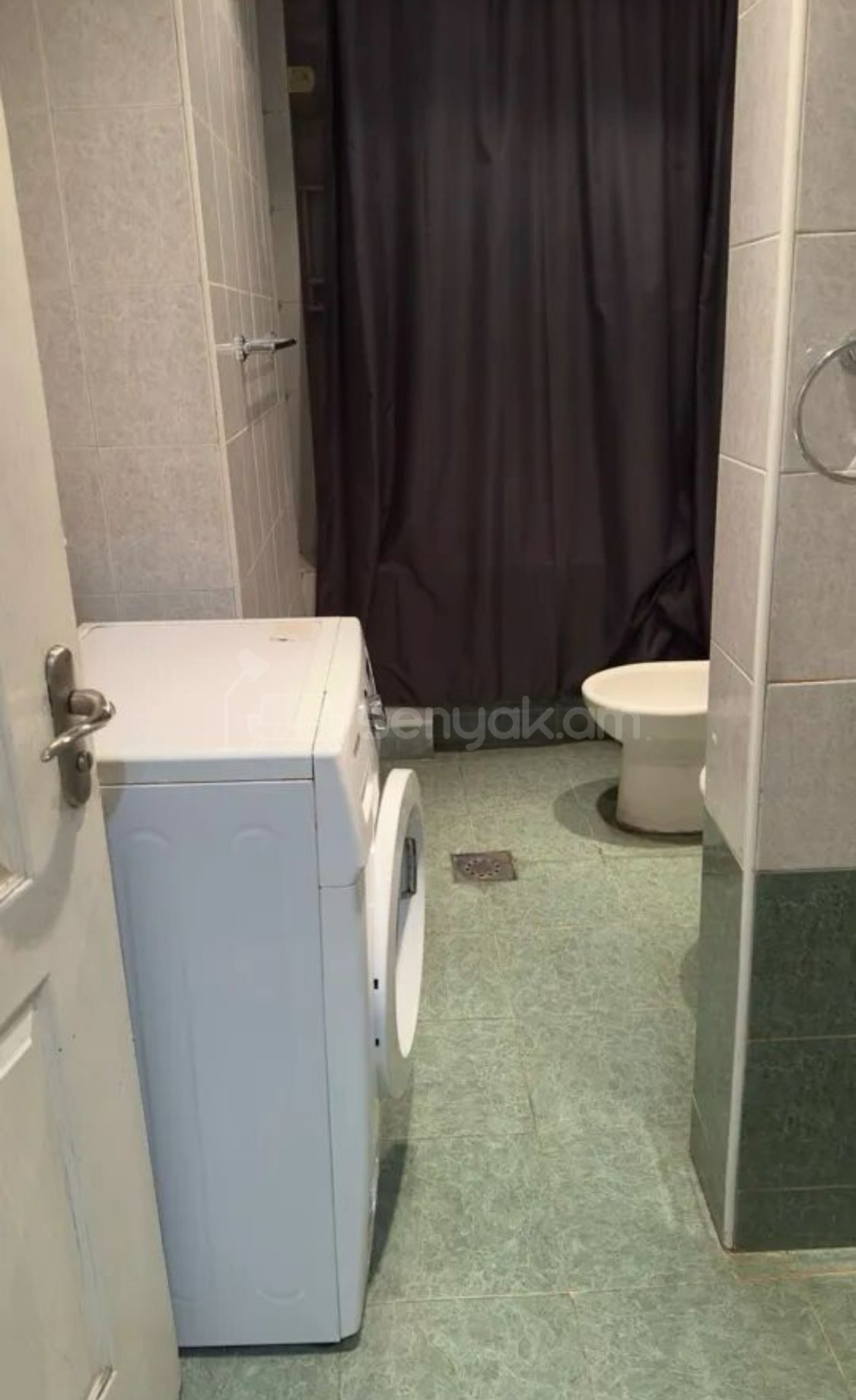 2 Սենյականոց Բնակարան, 62քմ, 2/9 հարկ, Նորմալ Վիճակում, Կահավորված