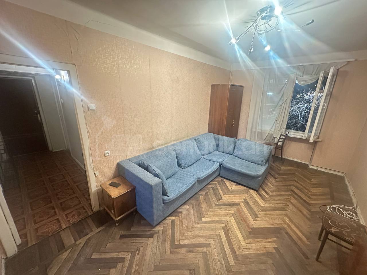 2 Սենյականոց Բնակարան Քարե Շենքում, 45քմ, 3/5 հարկ, Նորմալ Վիճակում, Կահավորված, Արևկող