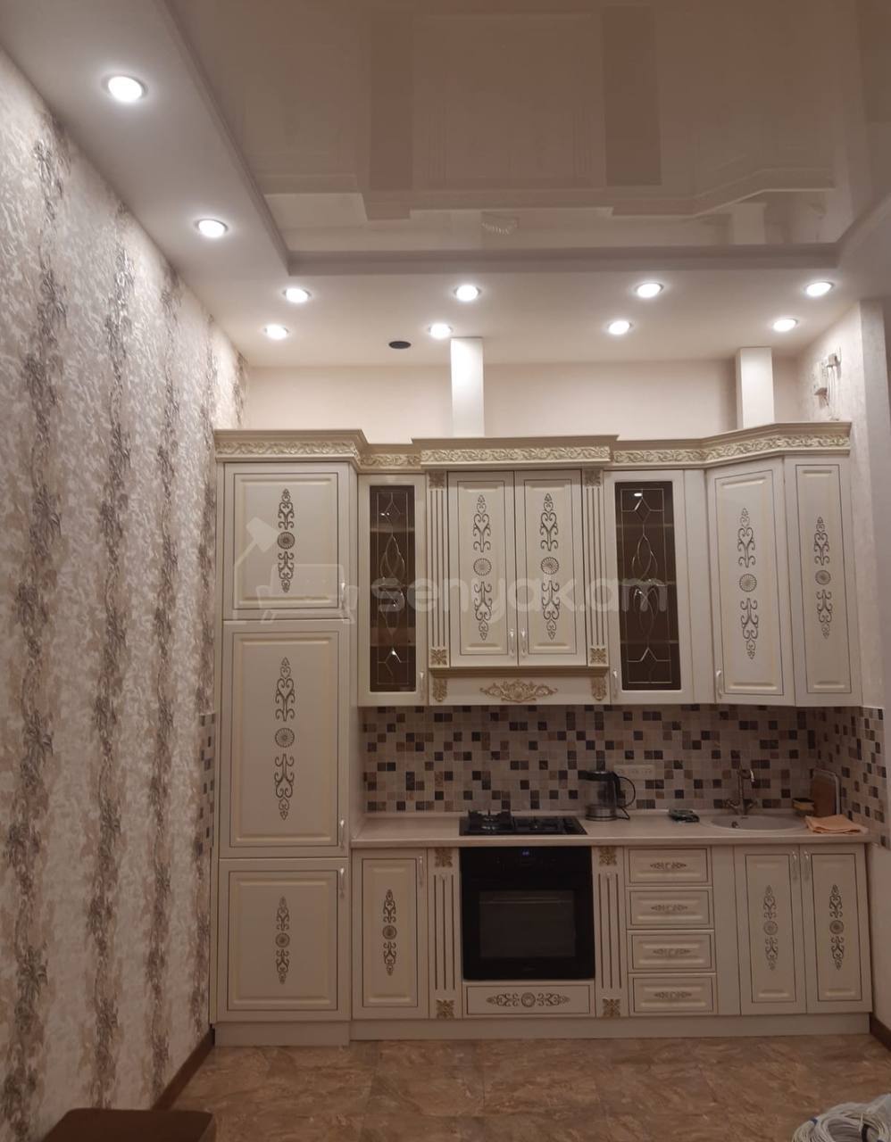 2 Սենյականոց Բնակարան Քարե Շենքում, 42քմ, 4/4 հարկ, Կապիտալ Վերանորոգված, Կահավորված, Արևկող