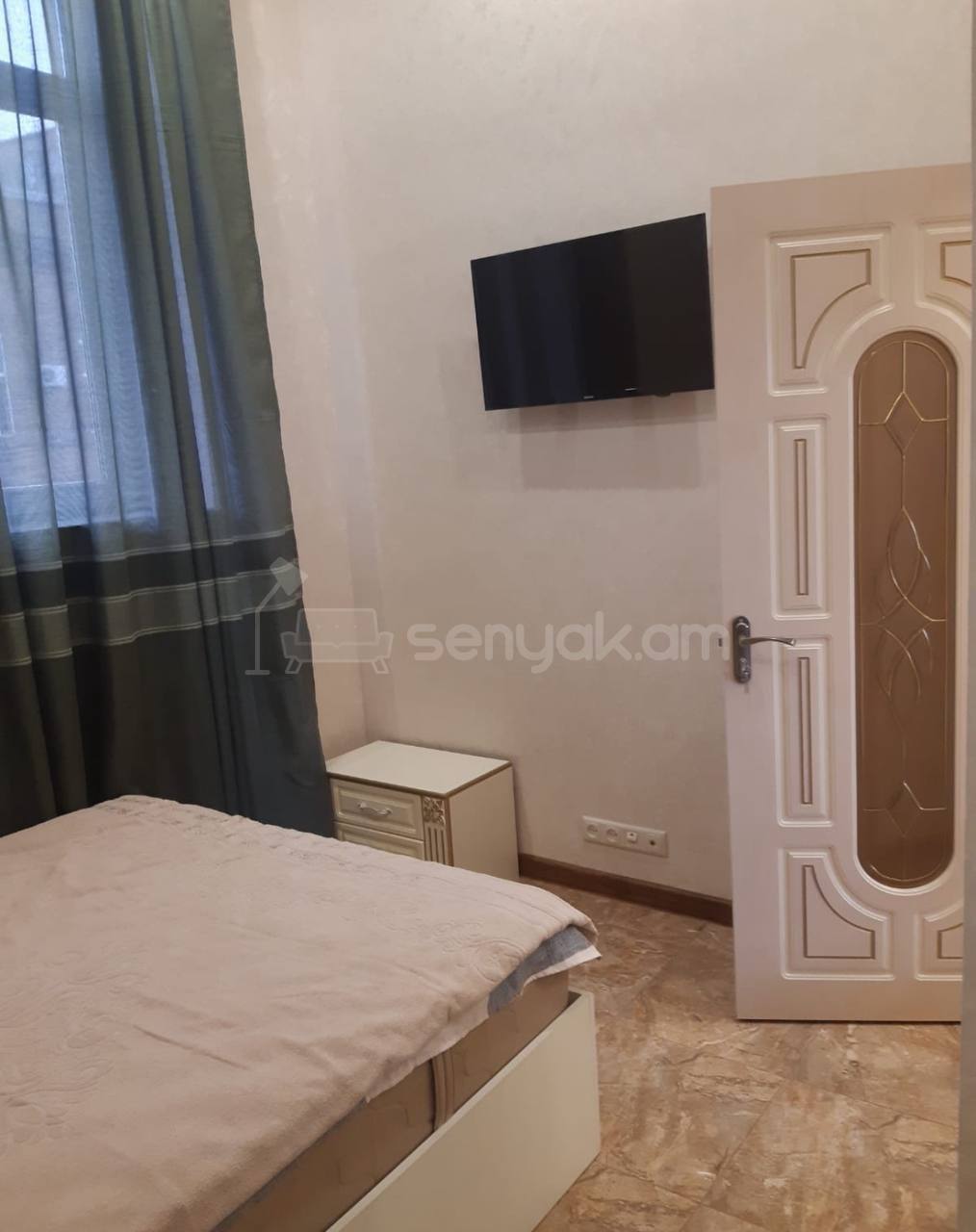 2 Սենյականոց Բնակարան Քարե Շենքում, 42քմ, 4/4 հարկ, Կապիտալ Վերանորոգված, Կահավորված, Արևկող