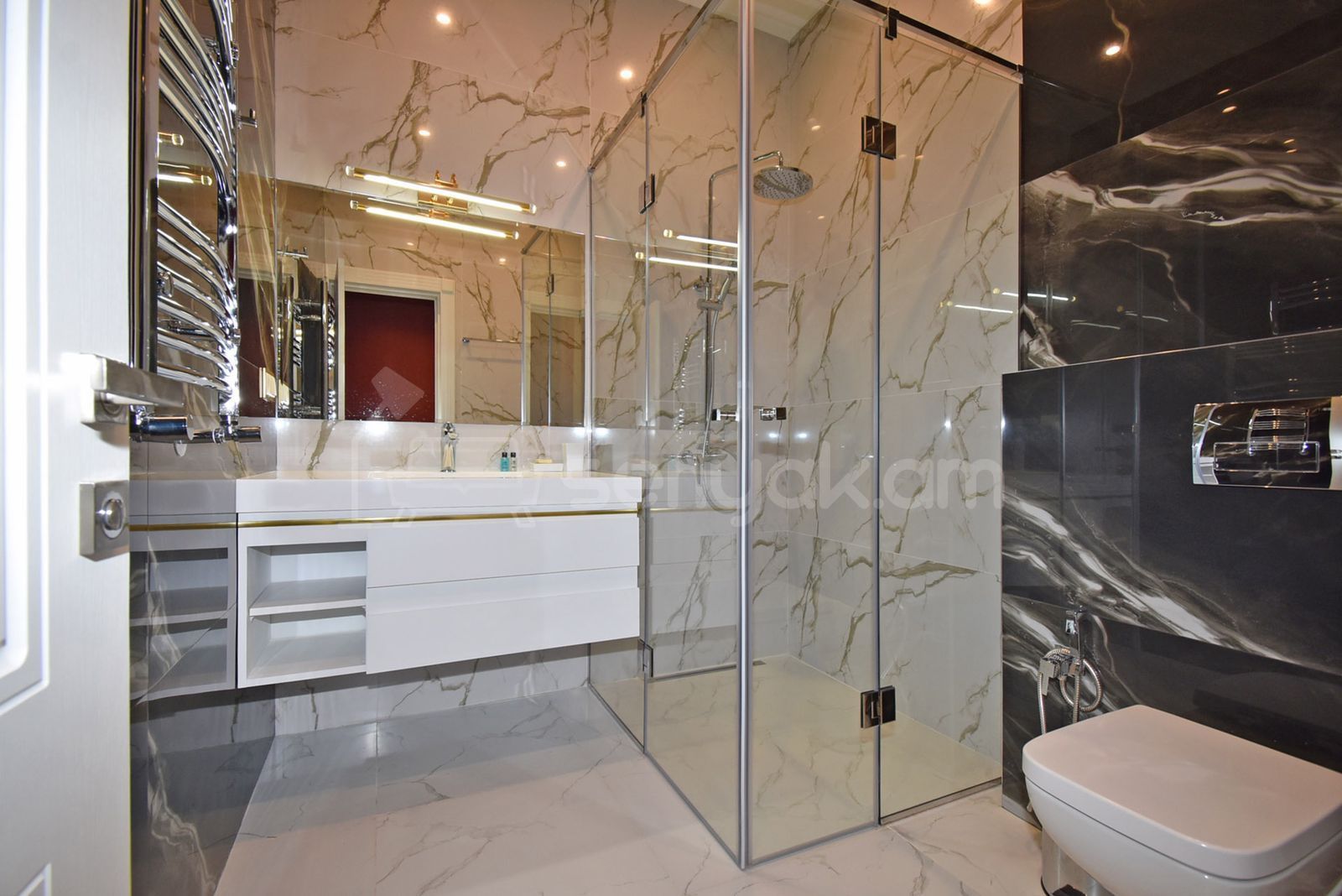 3 Սենյականոց Բնակարան Նորակառույցում, 80քմ, 8/12 հարկ, Դիզայներական Վերանորոգված