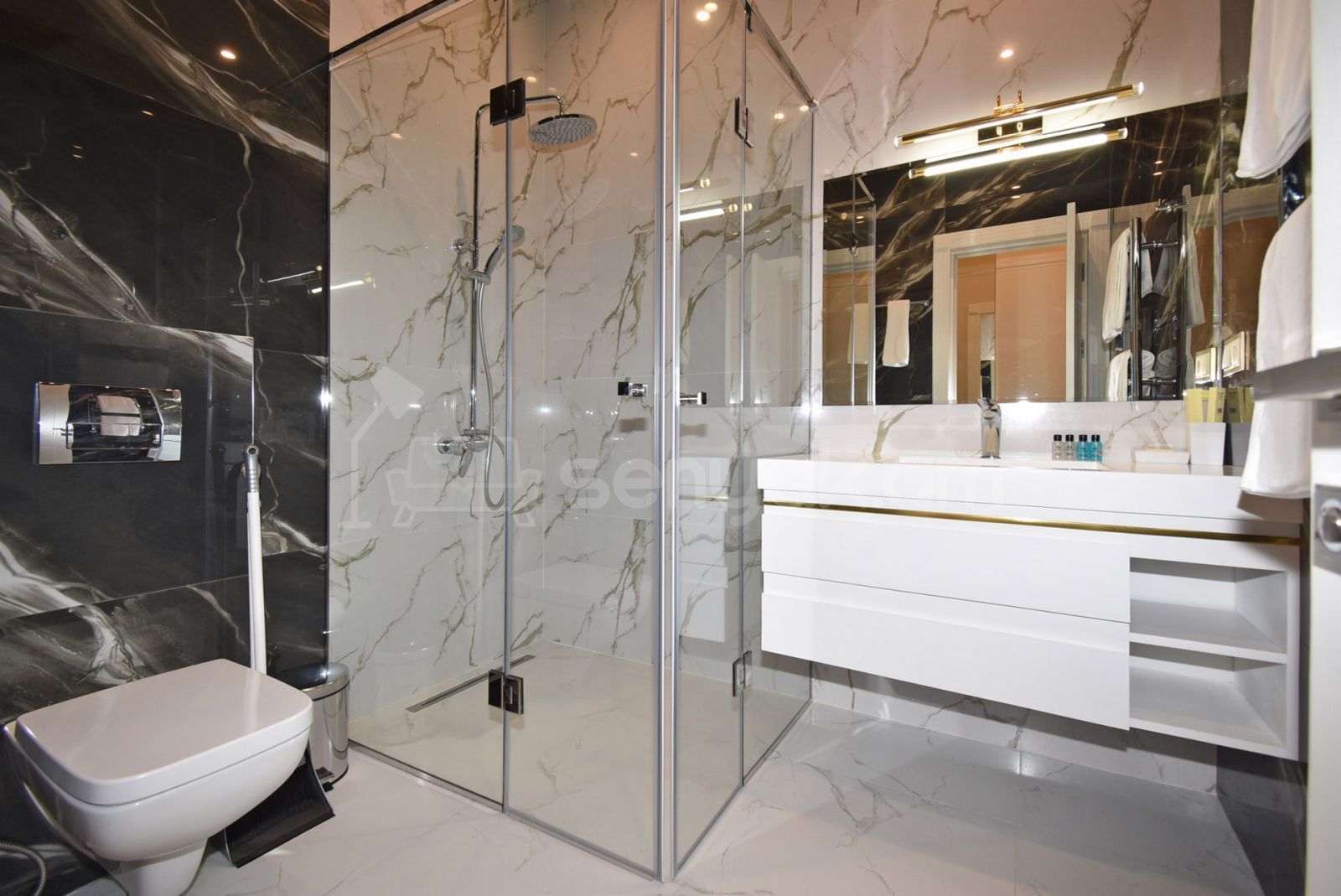 3 Սենյականոց Բնակարան Նորակառույցում, 80քմ, 9/12 հարկ, Դիզայներական Վերանորոգված