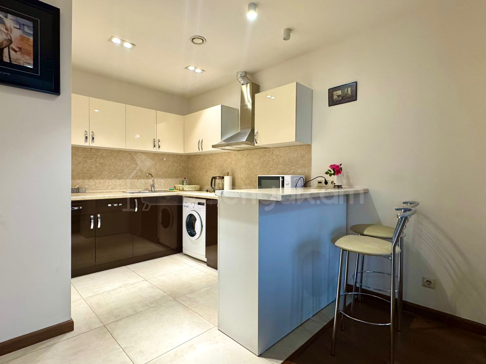 2 Սենյականոց Բնակարան Նորակառույցում, 55քմ, 5/15 հարկ, Դիզայներական Վերանորոգված