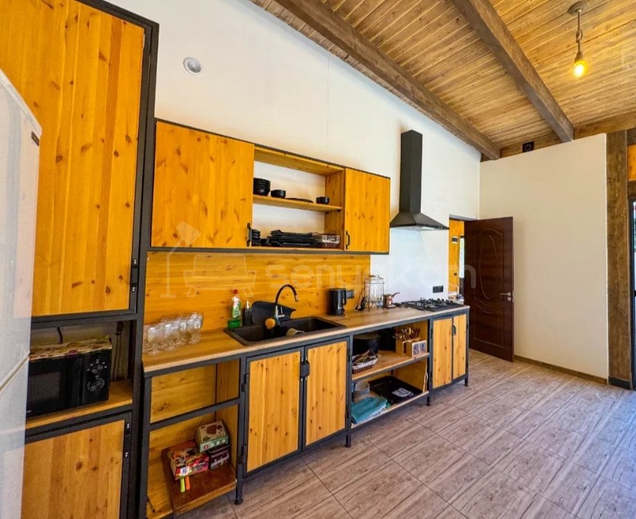 1 Սենյականոց Նորակառույց Ամառանոց, 150քմ, Լողավազանով