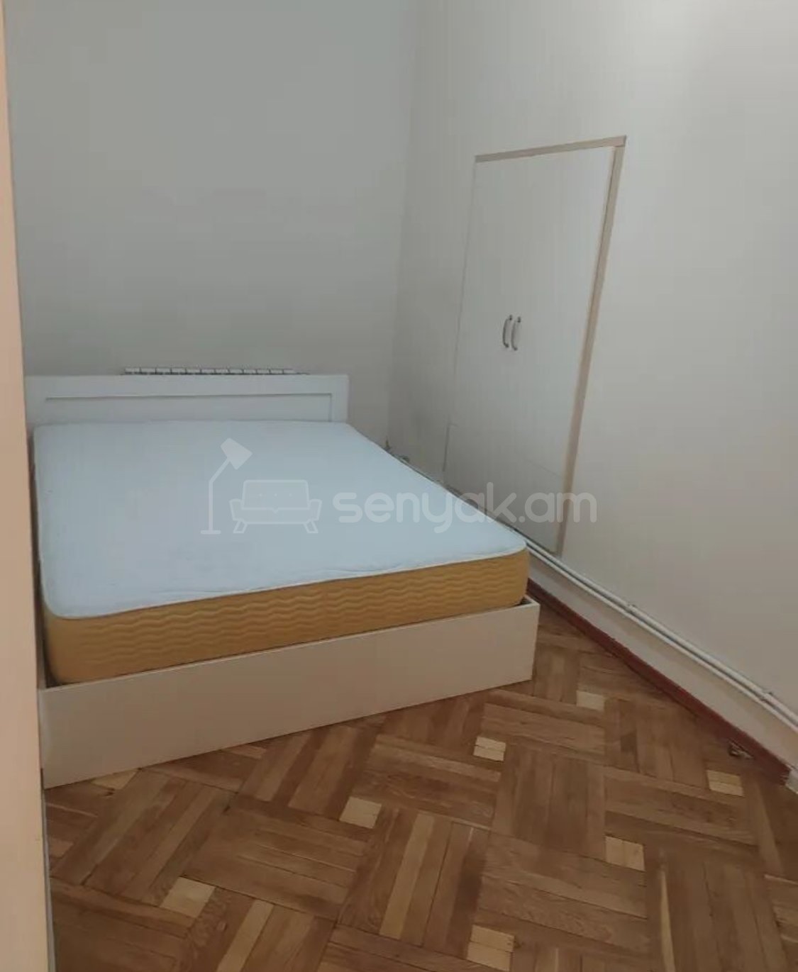 2 Սենյականոց Բնակարան Քարե Շենքում, 55քմ, 2/4 հարկ, Նորմալ Վիճակում, Կահավորված