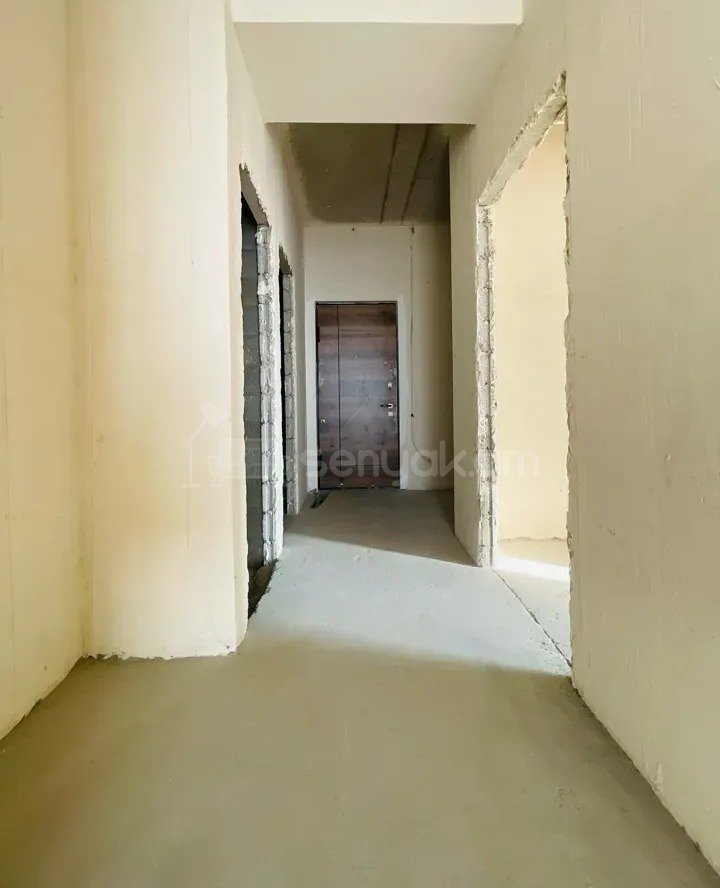 3 Սենյականոց Բնակարան Նորակառույցում, 84քմ, 15/18 հարկ, Զրոյական Վիճակում