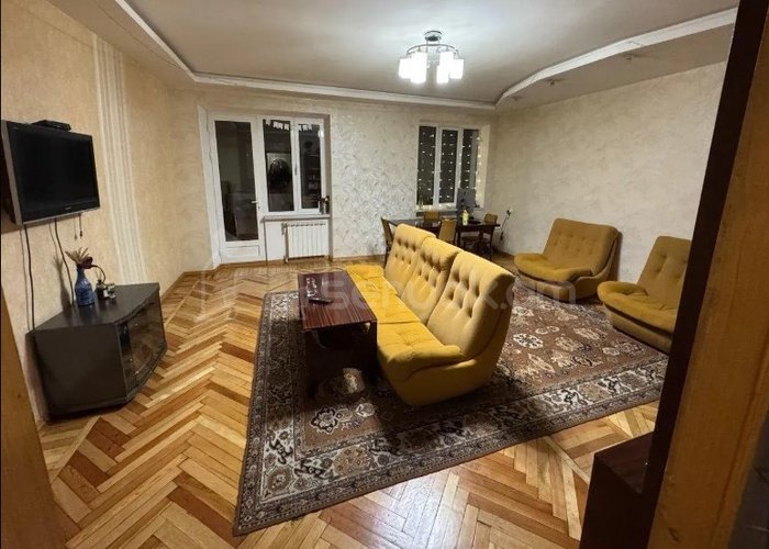 4 Սենյականոց Բնակարան Քարե Շենքում, 100քմ, 5/5 հարկ, Կոսմետիկ Վերանորոգված, Կահավորված, Արևկող