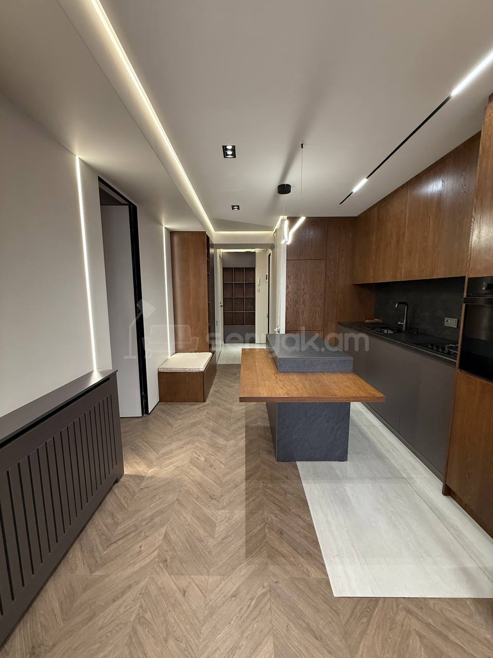 2 Սենյականոց Բնակարան, 40քմ, 16/16 հարկ, Դիզայներական Վերանորոգված, Կահավորված