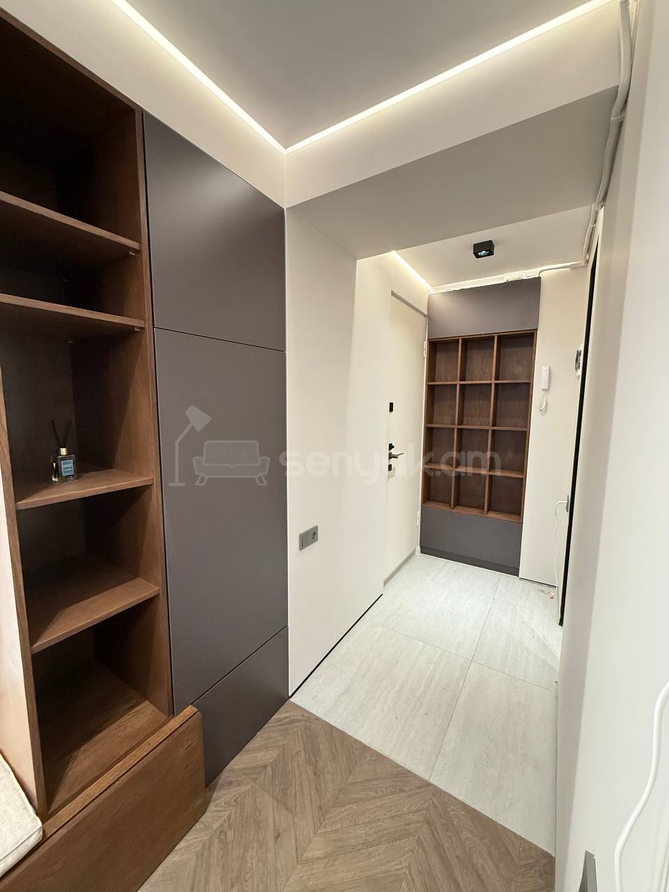 2 Սենյականոց Բնակարան, 40քմ, 16/16 հարկ, Դիզայներական Վերանորոգված, Կահավորված