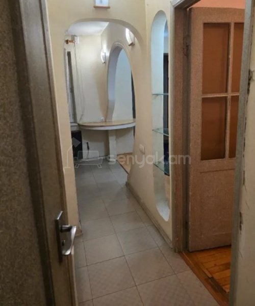 2 Սենյականոց Բնակարան Քարե Շենքում, 40քմ, 4/4 հարկ, Կոսմետիկ Վերանորոգված, Կահավորված, Արևկող