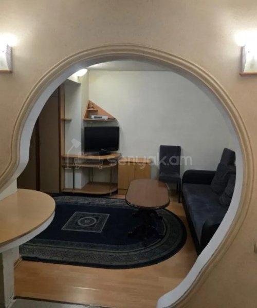 2 Սենյականոց Բնակարան Քարե Շենքում, 40քմ, 4/4 հարկ, Կոսմետիկ Վերանորոգված, Կահավորված, Արևկող