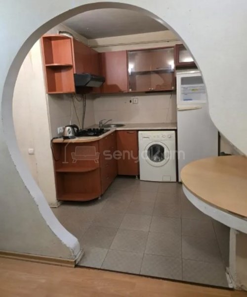 2 Սենյականոց Բնակարան Քարե Շենքում, 40քմ, 4/4 հարկ, Կոսմետիկ Վերանորոգված, Կահավորված, Արևկող